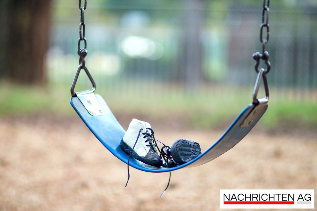 Tragödie in Jamlitz: Gleitschirmflieger stirbt bei Absturz im Wald