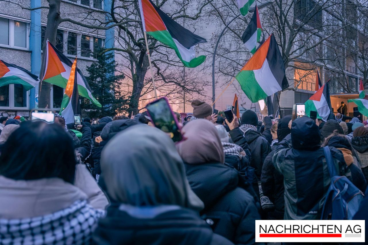 Schock am Rathaus: &#039;Free Gaza&#039;-Schmiererei sorgt für Aufsehen in Rinteln!